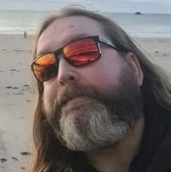 Lover of heavy metal, video games and good times. Introvert, black sheep, forever dreaming.
