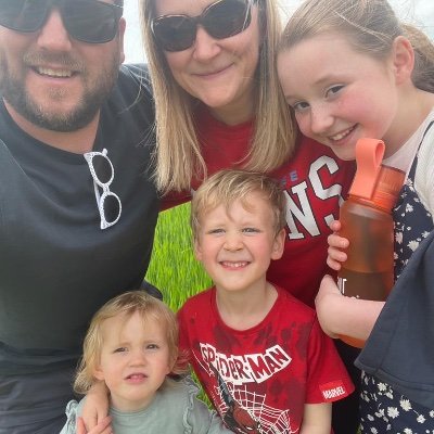 Wife, mum of 3 crazy children and Assistant Headteacher Daubeney Academy