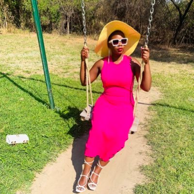 God•Growth•Goals•Glow 🌻 Young professional passionate about promoting social justice, human rights and sustainable development.