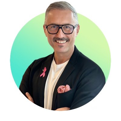 Tech&media enthousiast, father, digital addict, sneaker freak, energiser, lecturer, owner @Kamehaconsult. My tweets, my views!