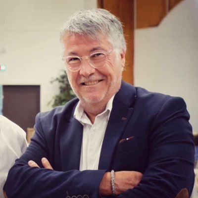 MichelRouxSalon's profile picture. Impliqué dans le Pays salonais en étant le Premier Adjoint au Maire de Salon-de-Provence (#Culture #Festivités #EspacePublic), et Vice Président d’AMP Métropole
