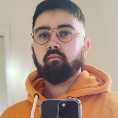 🇬🇧| Twitch Streamer | 🔴⚪️ | Insta: @Zxphrrr_ | TikTok: @Zxphrrr_