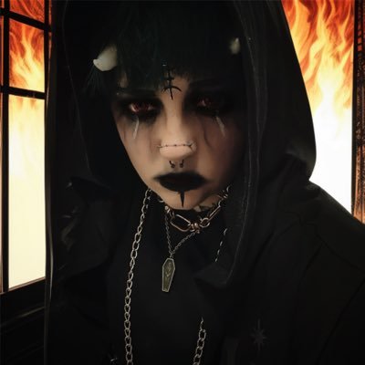 🇬🇧Hey There Demon's. It's Me Ya Boi 👻 27♎️ Mixer to Twitch 🎙️Goth🎃Horror⚰️Cosplayer🦇Gamer🕹️ Genderfluid Gremlin🫀 #TwitchAffiliate #sneaklegion
