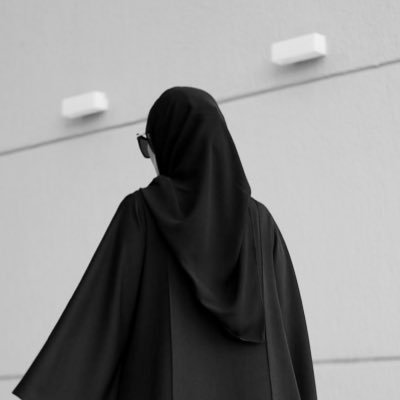 Arzaq_Ali's profile picture. جميع العلاقات مُمله إلا علاقتك مع الله.