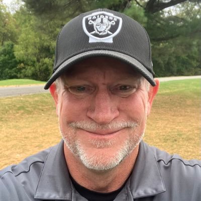 Dad, introvert; I love the Angels 😇 Raiders 🏴‍☠️ K-State Wildcats (alum) 🟣⚪️ UCLA Bruins 🐻 LA Kings 👑 and AMERICA! 🇺🇸