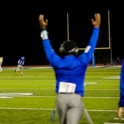 WR/DB Coach. Assistant Girls 🏀 Coach @ West Platte High School. 7th and 8th grade SS. Bachelors Degree. Masters Degree. CMU Alum 🟦🐦 #FIWB #LinkUp #KeepGoing