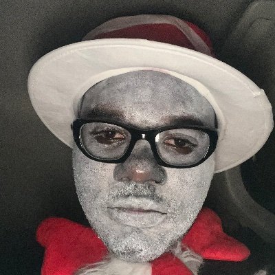 NerdSince1989's profile picture. Old profile I’m back to learn