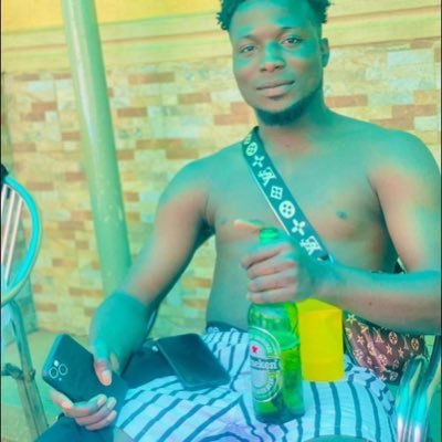 plactindib16912's profile picture. Trusting in the magic of karma's touch.