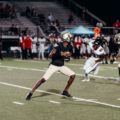 ✟  GPA 3.0 I'25|ATH @Lakewoodhsfb