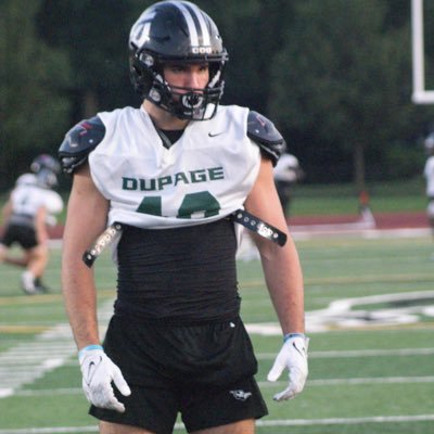 College of Dupage 25’ ~ Red Shirt Freshman ~ 4 Years Of Eligibility |6’3 215| EDGE / OLB | 4.6 40 | 815-721-1560