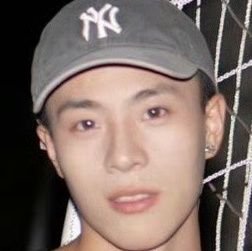 huwei743919's profile picture. 热爱生活