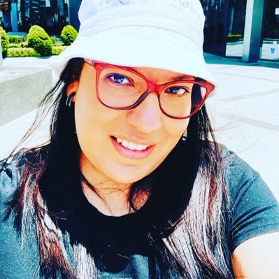 AriWonderwoman's profile picture. 