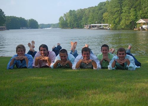 JRMcFadyen's profile picture. Not a fan of white Christmas lights.