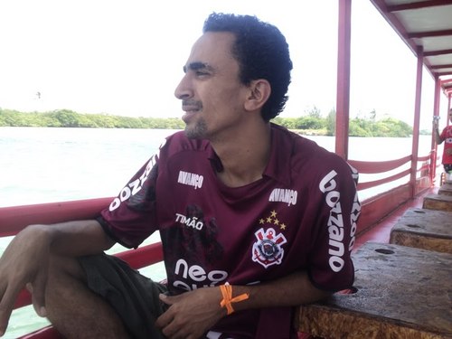 Um homem abençoado por Deus,Presidente da UMESE. Em busca dos direitos da juventude.
Sigam-me :)