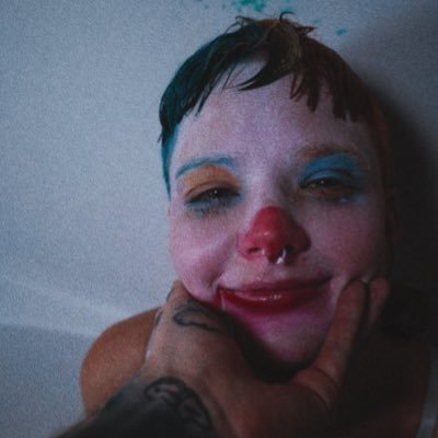 23 // clownslut // creator