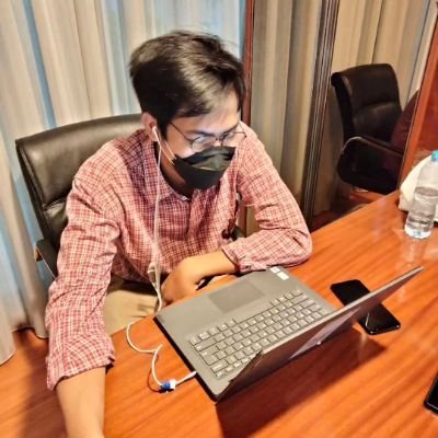 Utomopra25's profile picture. 