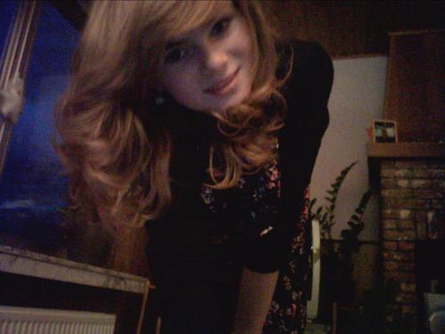 KruidvatSnoep's profile picture. ~Evy~One direction~Harry~Mika~~