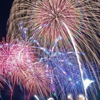 北海道岩見沢市の銃砲火薬店です。 猟銃&各種装弾の販売・ユーロターゲットクレー輸入代理店、煙火(打揚・動物駆逐)販売や打揚等・産業用火薬(爆薬等)の販売を行っております 営業時間 月曜~金曜 9:00~17:00 土曜・日曜・祝日は定休日 現金支払いのみ 社長は(株)ハンティングネット・栗山クレー射場も経営しています