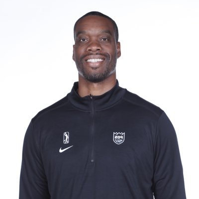 Stockton Kings Assistant Coach | 🎙️ Host of Timeout with Chad Bell #YouthMentor | University of Nevada Alumn | Inglewood CA | TikTok: TimeOutWithChadBell