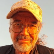 Journalist and writer, IT nerd and globetrotter, co-founder of the German Privacy Fund - interested in security, privacy, cryptography, AI, food, combat sport.