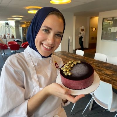 f_abutaleb's profile picture. dolce far niente