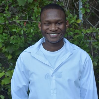 Mshengu_Missing's profile picture. UCT Graduate, UCT Graduand🏛📚 Insta: @mshengu.22