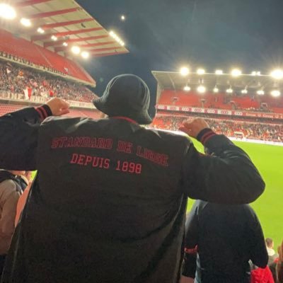 Rouge et blanc notre fierté!❤️🤍 @Standard_RSCL. Un fan fou en quête de liberté.🫧