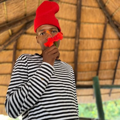 Manchester City 💙
Humble Always 👥
@Thereallunga03 💯
I Dance For Money Not Girls 💋
Chasing Money Not Friends 🎰
Me and You Not Friends But Hennessey 💸