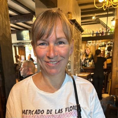 allison_b24's profile picture. Love Living at the Seaside  #bhafc fan