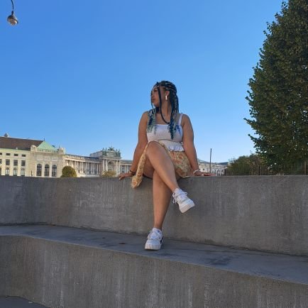 azucar___moreno's profile picture. God 1st