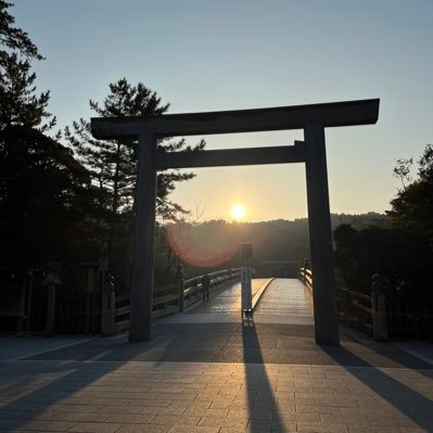 『八事の町にも優しい雪は降るのだ』著者。本屋に沢山並ぶ本を見て「一冊くらい自分の本があってもいいんじゃないか」って思いたったのが20年前。本を出すまで、まぁ色んな事がありました、、、本好きの方これから出版予定の方フォローお待ち申し上げます