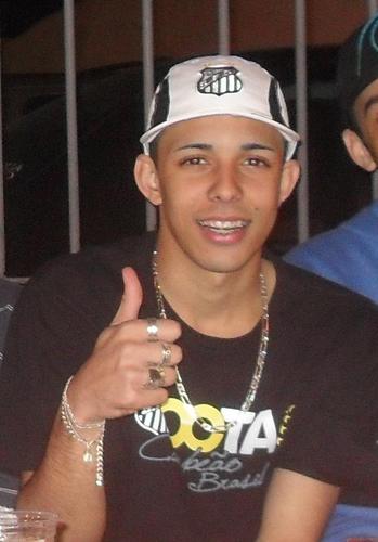 Nascer, Viver e no SANTOS Morrer ♫