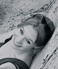 GemNash1's profile picture. Graphic designer. Brand // Packaging // UI designer