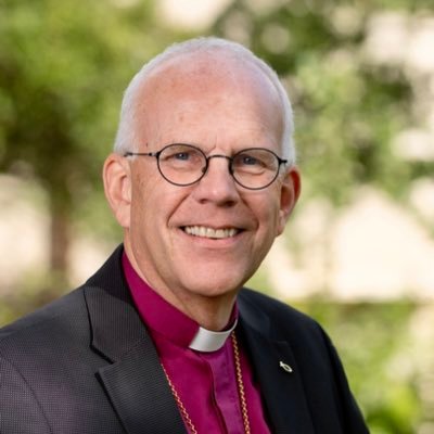 Ärkebiskop för Svenska kyrkan. Teologie doktor. Söker nya vägar för en levande kyrka i ett medmänskligt samhälle.