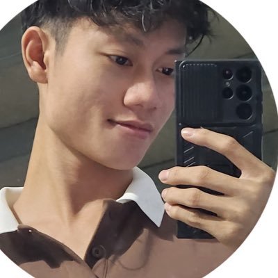 Duonggg2002's profile picture. Just live your life