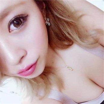 tae133523's profile picture. 150cm｜Fカップ｜20代　趣味➡お洋服　気になったらフォローします　直連絡待ってる➡　https://t.co/l7QaYqf870