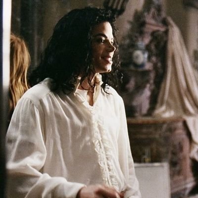 Fan Account (Not affiliated by Michael Jackson or his team) /
And Mike, I know that this is love
I felt the magic's all in the air