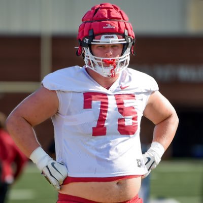 OL @ The University of Arkansas @onearkansasnil