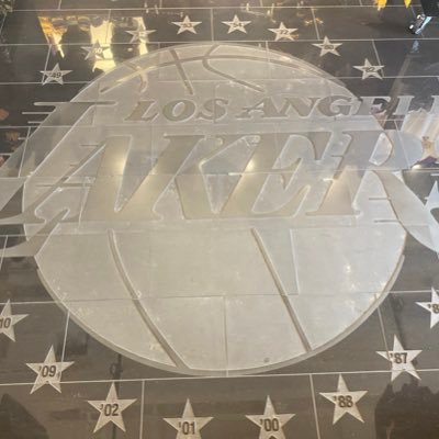 jpopina's profile picture. Entretenimiento vivo y puro. Planeta tierra.