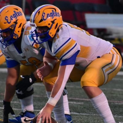 Carl Sandburg HS 2025/Center/D-Tackle/6'1 1/2in 250 lbs/3.8 GPA/SWSC Blue All Conference/Powerlifting team/lukeczerwinski78@icloud.com