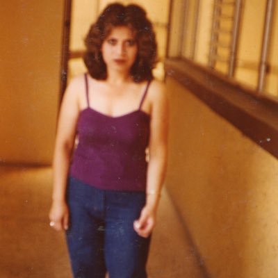 RaquelRossno's profile picture. Me suspendieron mi cuenta anterior y no sé por qué 😢😢😢