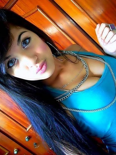 É se é de lesbica que você gosta, você está no lugar certo...! Gabrielly, tenho 18 aninhos, adoro uma sacanagem, frequentemente me veram em Twitcans...