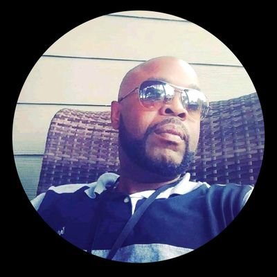 WarnerB3000's profile picture. Paterfamilias | IT Professional | Cloud Enthusiast | Content Creator | AWS Community Builder |