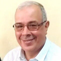 Villavicense, emprendedor, con nominaciones a premios importantes como empresario, Innovador del año en 2007 y Trabajador del año en ese mismo 2007. Colombiano
