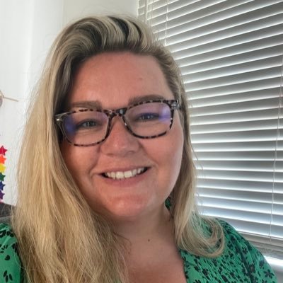 jodimchapman's profile picture. ❤️Wife
💙💗Mummy
🏥Head of Clinical Sourcing
👯‍♀️Trust Women’s Network Chair
⚽️THFC