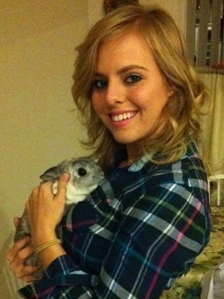 ChelCRae's profile picture. 