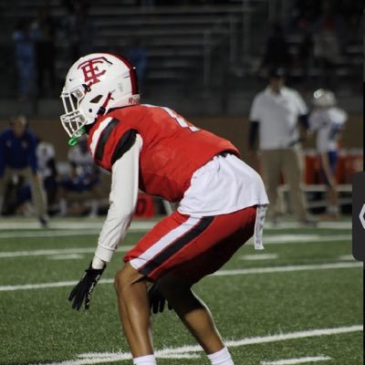 |6’3 DB-Wauwatosa East |C/O ‘25 | #4148412589 | | email- kamgrace777@gmail.com |TSF 🈴|