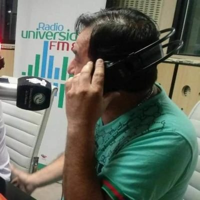 Periodista freelance, Analista Político, Hincha de Almirante, Cristiano y Peronista.