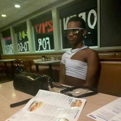 @Johnnjeazz