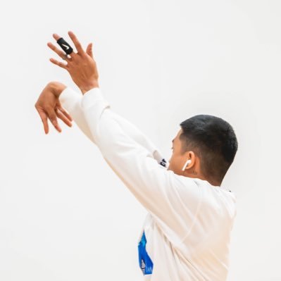 ochoventicuatro's profile picture. Father First • Coach • Explorer 🍁👨‍👩‍👦‍👦🙏🏽📹🌴🌎🏀🏌🏽‍♂️